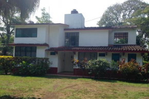 Отель Casa Laguna Magica  Катемако